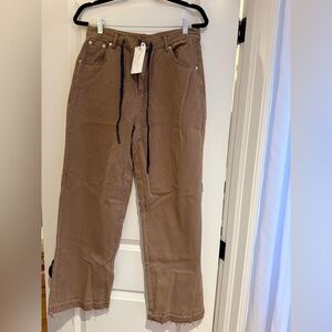 LINE + DOT Brown Casual Pants w/ Navy Tie